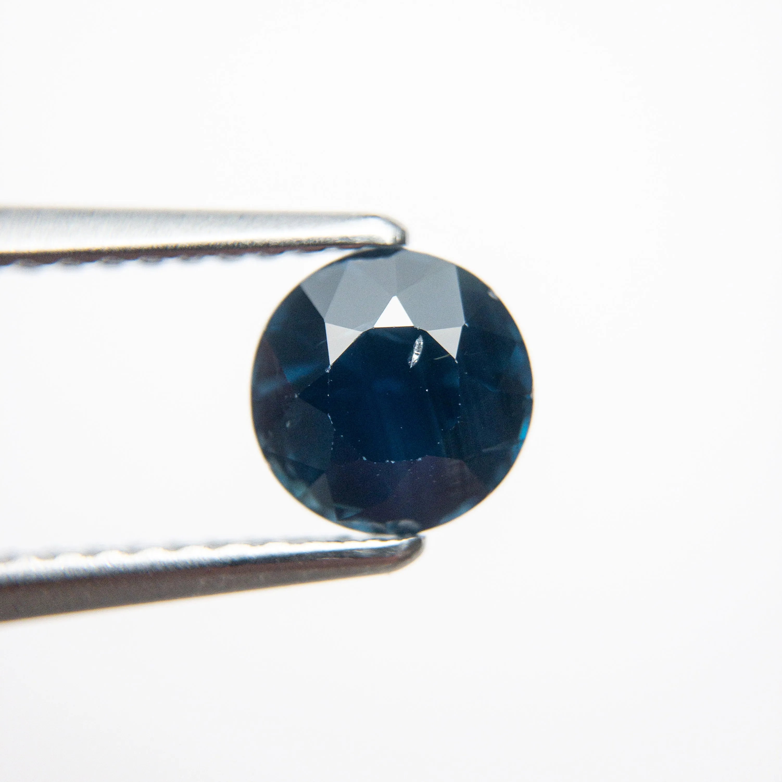 1.55ct 6.49x6.42x4.62mm Round Brilliant Sapphire 18971-22