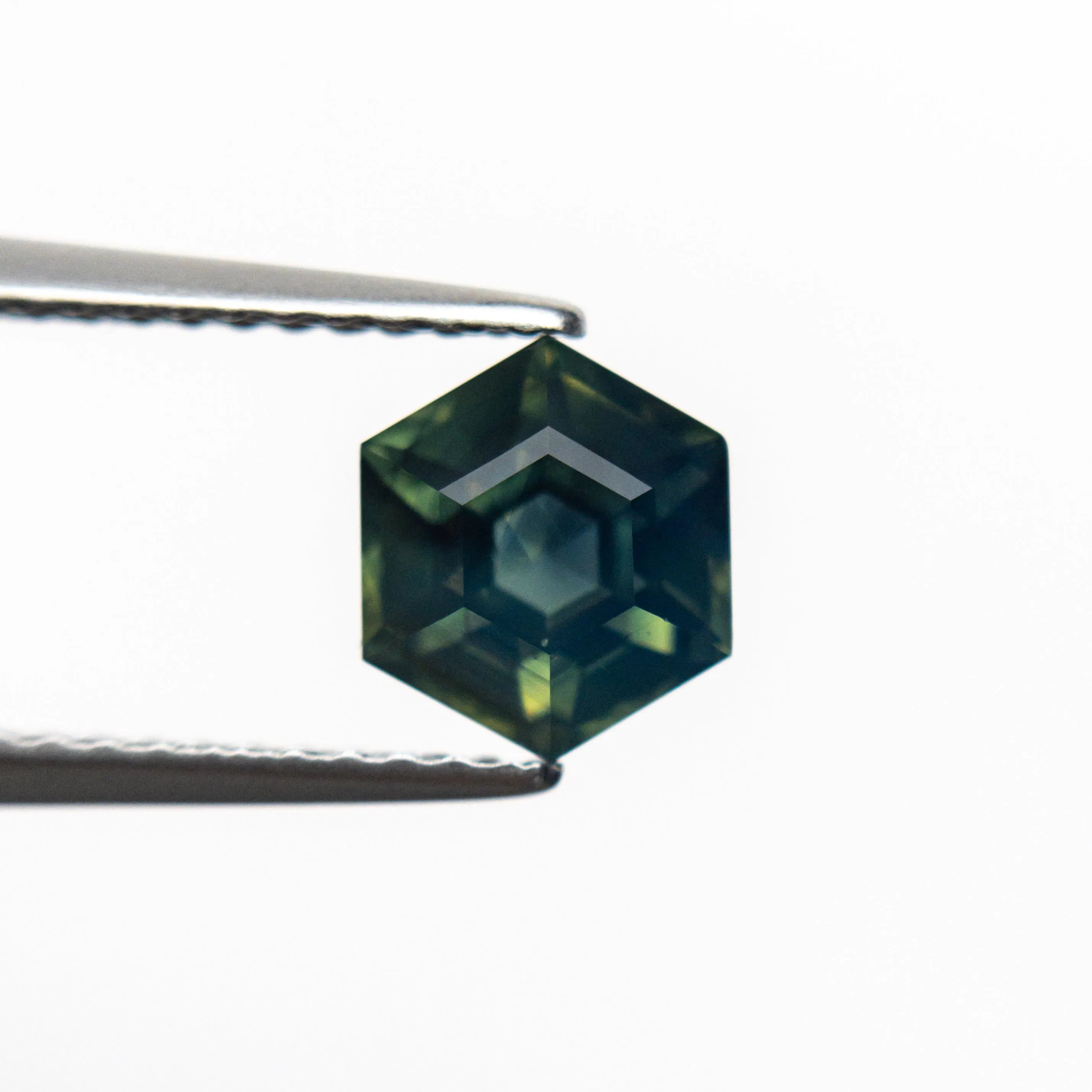 1.63ct 7.03x6.10x4.58mm Hexagon Step Cut Sapphire 25072-01