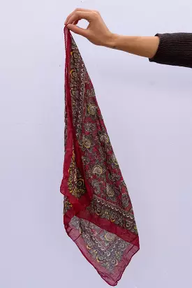 Vintage Freya Bandana in Berry Paisley